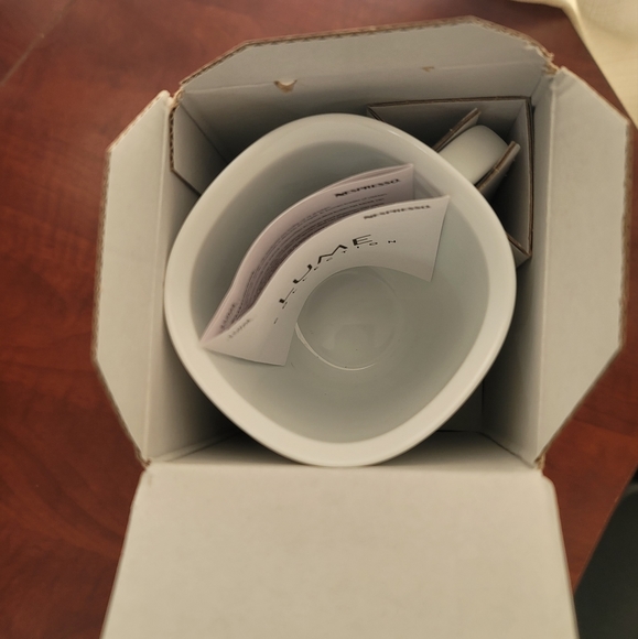 PORCELAIN COFFEE MUGS -by Nespresso - Picture 9 of 11